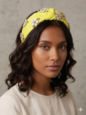Fashion Yellow Knotted Floral Embellished Headband